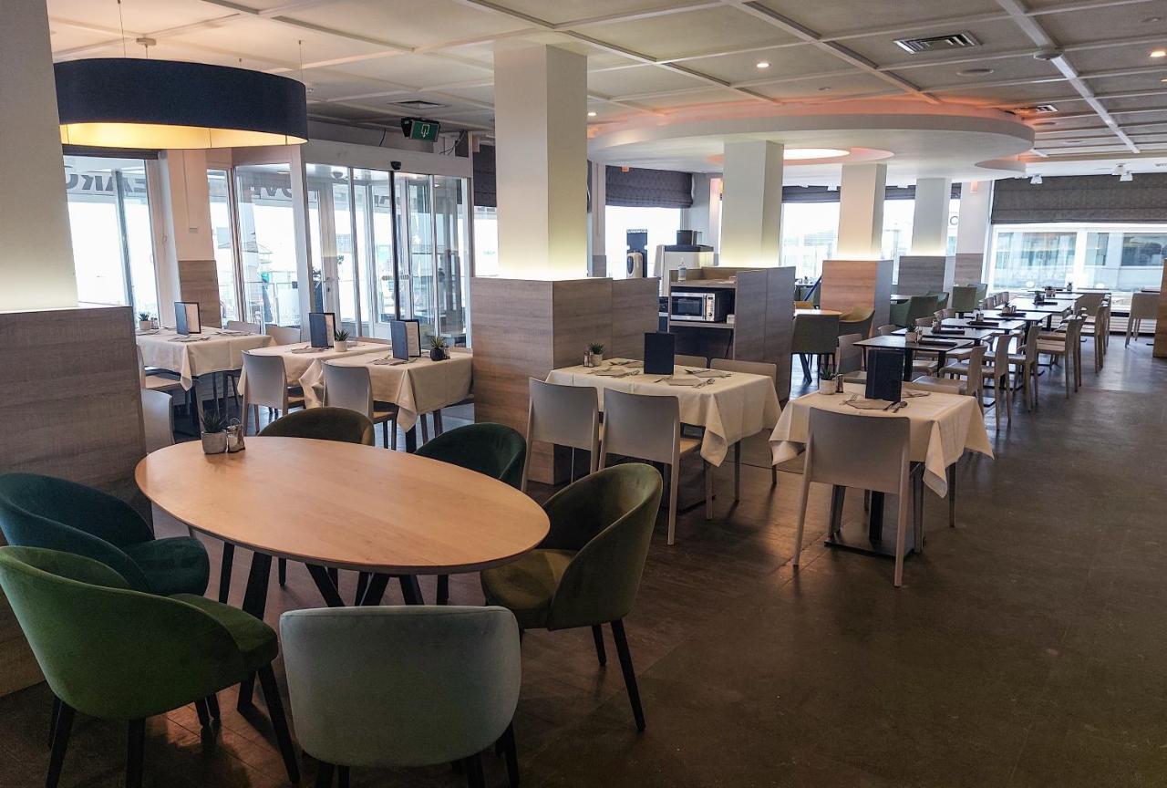Hotel Sandeshoved Zeedijk Nieuwpoort Ngoại thất bức ảnh